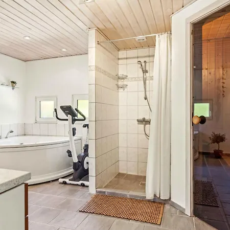 Charming Near Kattegat And Nature Feriehus Hadsund