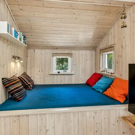 Charming Near Kattegat And Nature Feriehus *