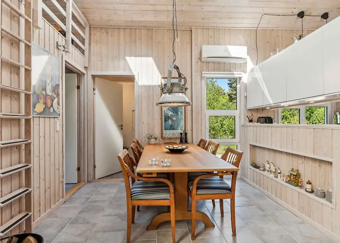 Charming Near Kattegat And Nature Ferienhaus Hadsund